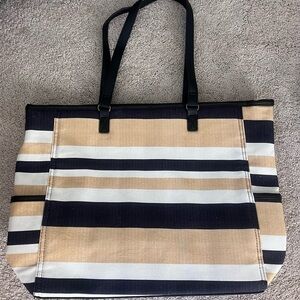 Cindy Tote from Thirty-One